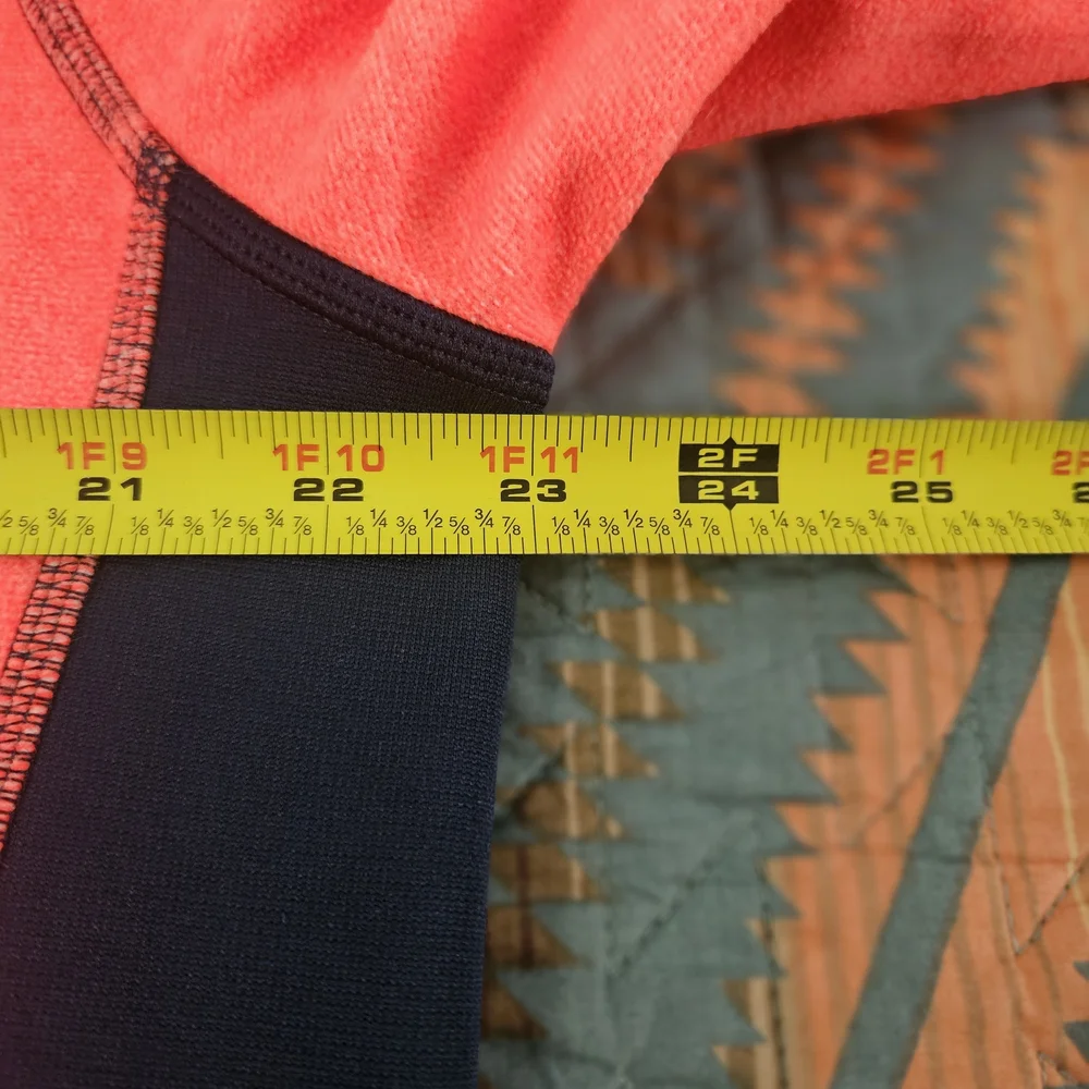 Under Armour Men's Coral‎ and Navy Pullover. #1315